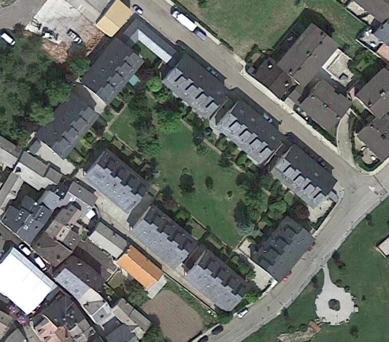 Urbanización Parque de la Abadía 7, en Villanúa